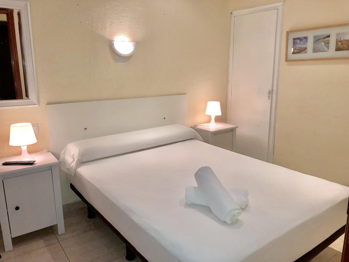 Hostal Arriaza Madrid Extérieur photo