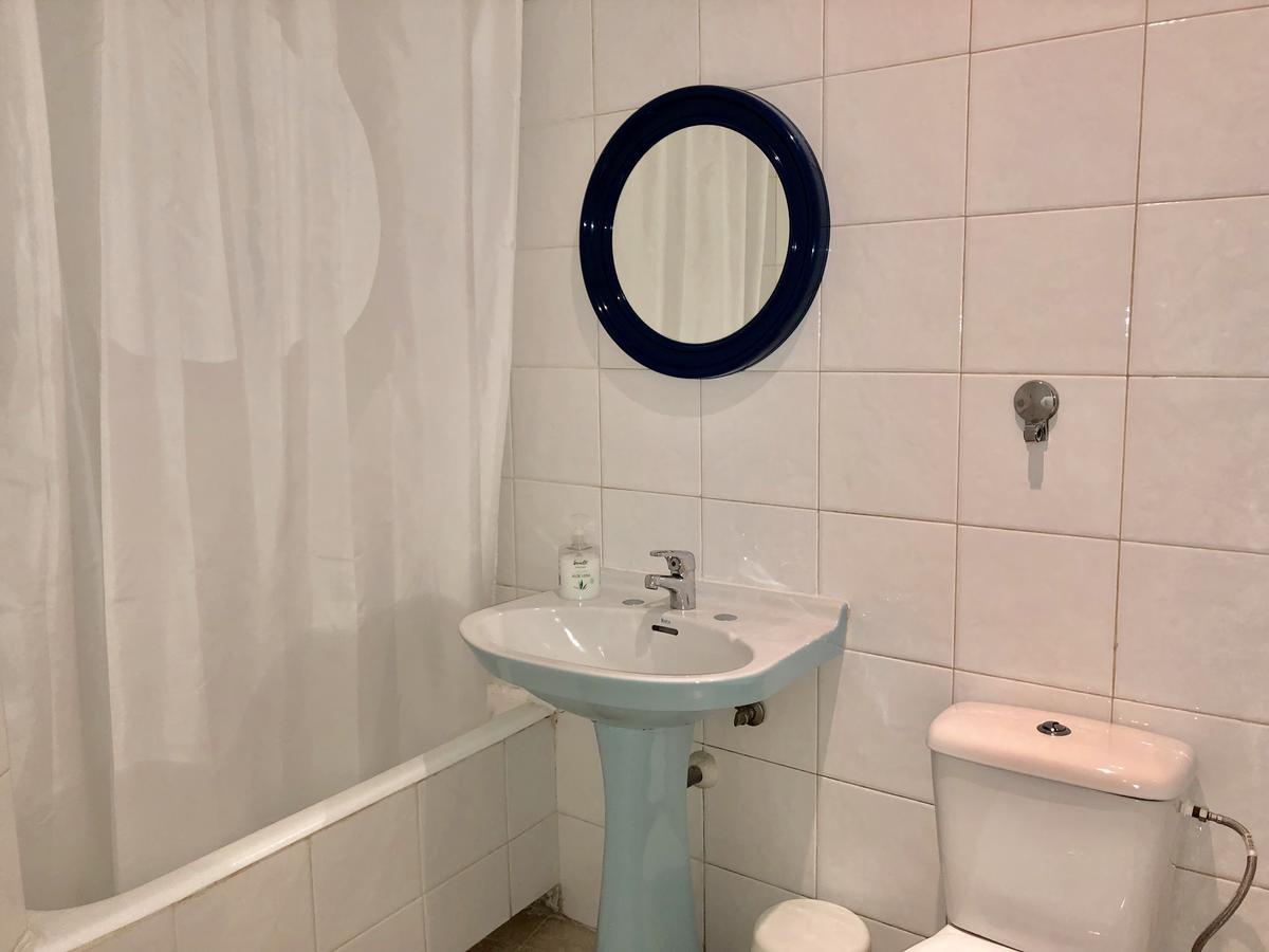 Hostal Arriaza Madrid Extérieur photo