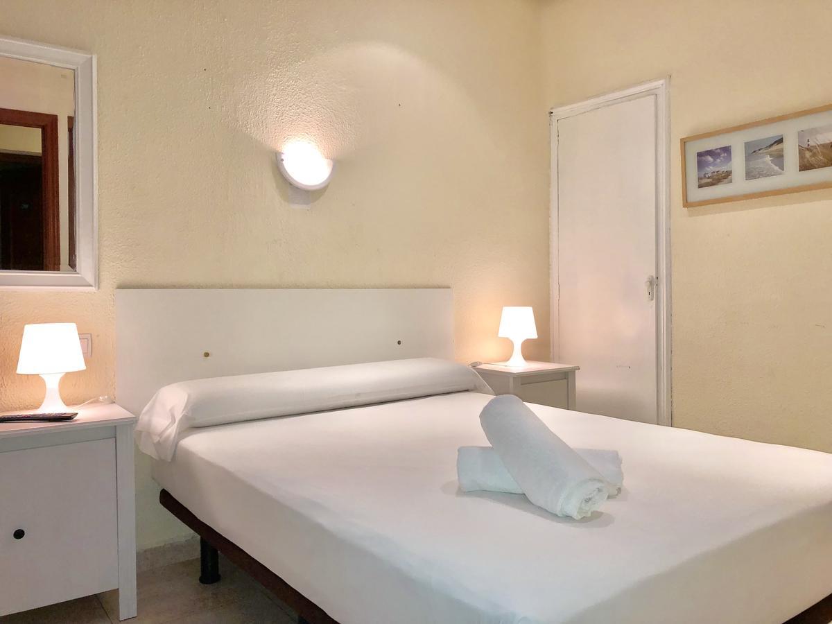 Hostal Arriaza Madrid Extérieur photo