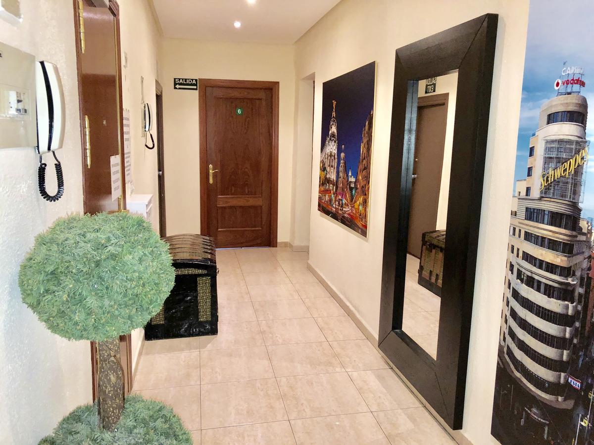 Hostal Arriaza Madrid Extérieur photo