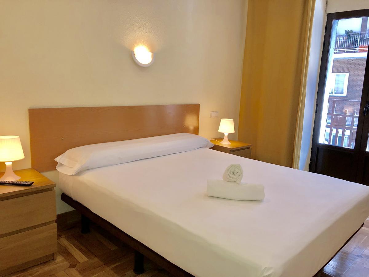 Hostal Arriaza Madrid Extérieur photo