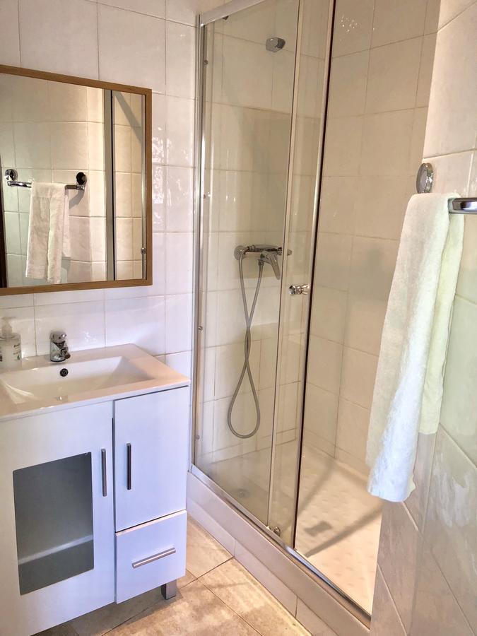 Hostal Arriaza Madrid Extérieur photo