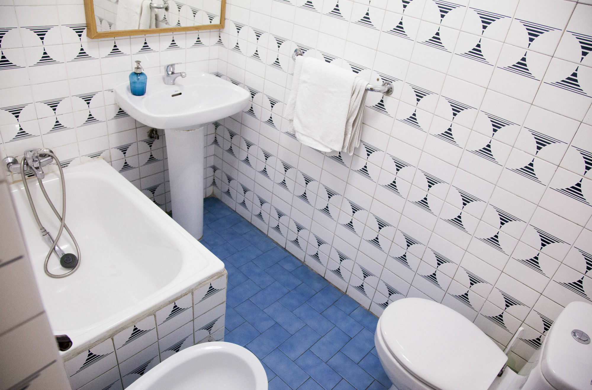 Hostal Arriaza Madrid Extérieur photo